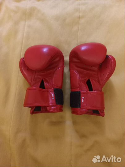 Боксерские перчатки 6 oz