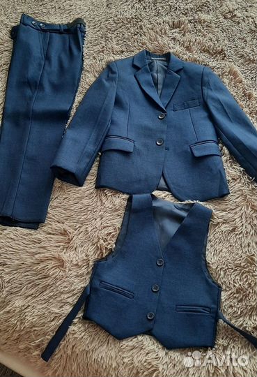 Костюм на мальчика 4-5 лет