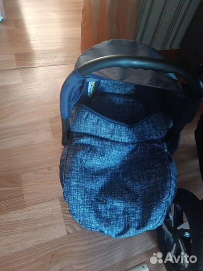 Детская коляска 3в 1