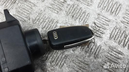 Замок зажигания audi A6 C6 (2UK15J101)