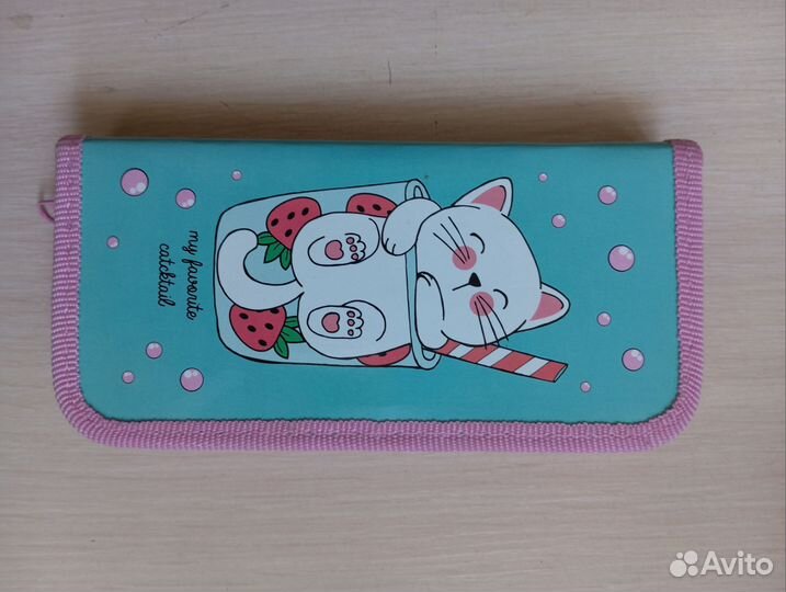 Пенал школьный