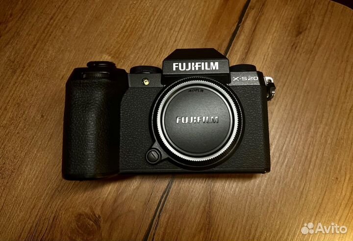 Fujifilm xs20