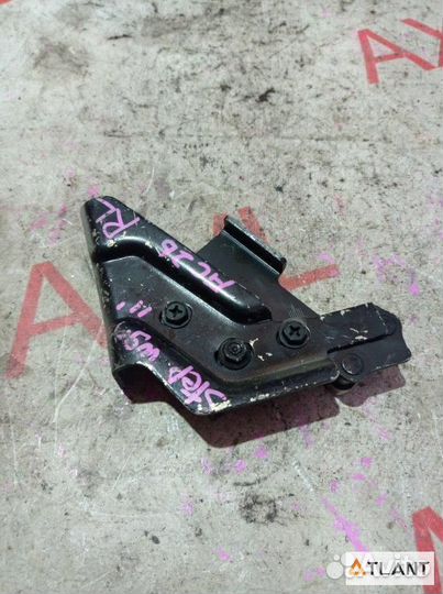 Ролик двери задний левый nissan serena