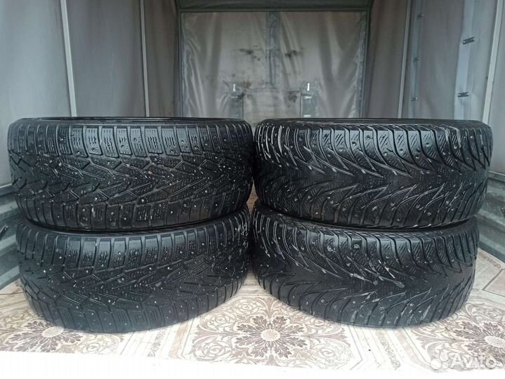 Nokian Tyres Hakkapeliitta 7 235/45 R17