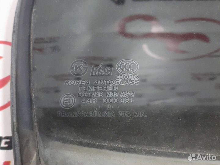 Стекло двери (форточка) Hyundai Elantra XD