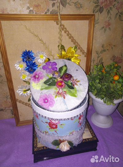 Коробка подарочная