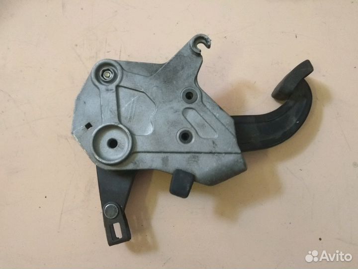 Педаль ручного тормоза мерседес w124