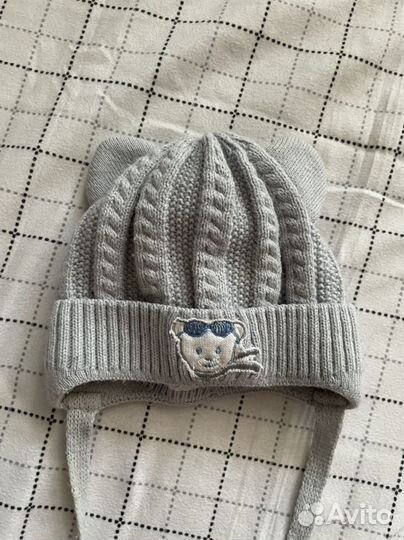 Продаються шапочки