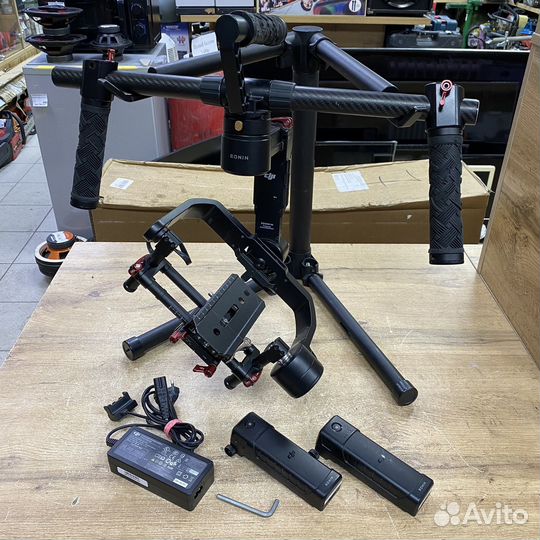 Стабилизаторы камеры DJI Ronin-M Mr-9