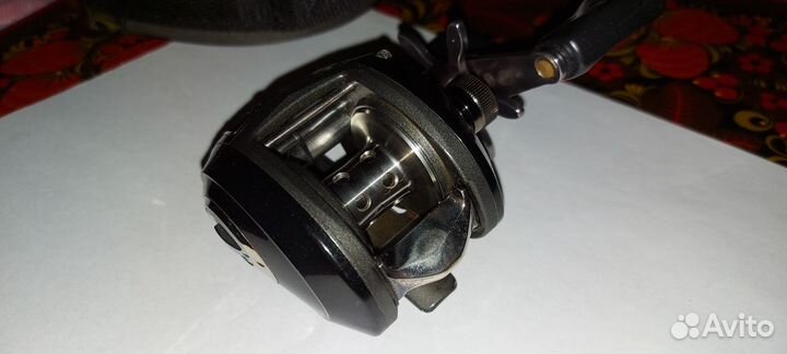 Мультипликаторная катушка Abu Garcia Revo SX