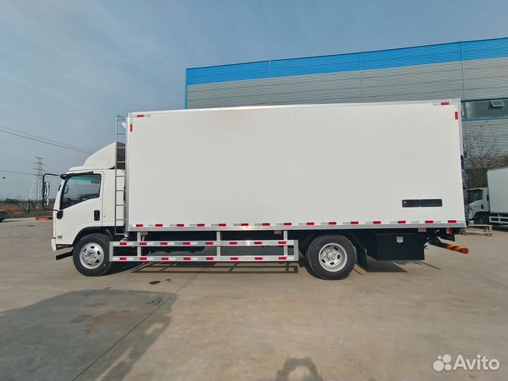 Isuzu Elf, 2024
