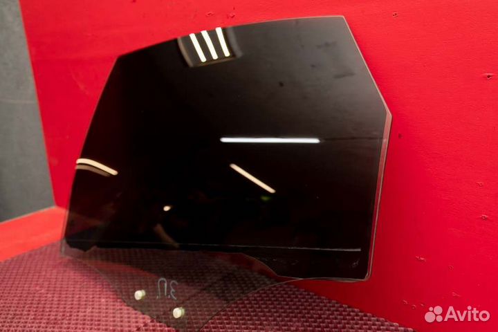 Стекло двери заднее левое Audi A6 C7 chva 2013