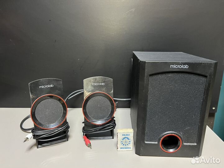 Колонки с сабвуфером Microlab M111