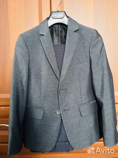 Костюм школьный