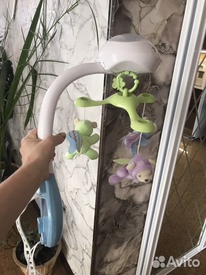 Мобиль на кроватку fisher price