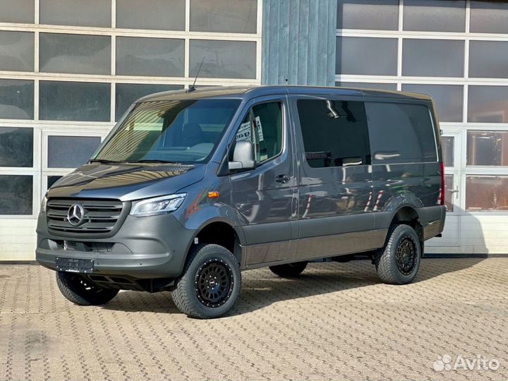 Mercedes-Benz Sprinter цельнометаллический, 2023
