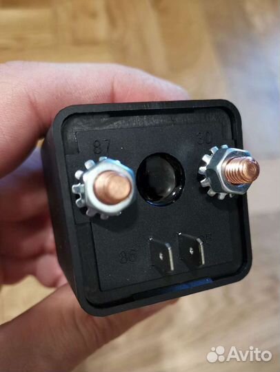 Устройство развязки аккумуляторов 12V-200А