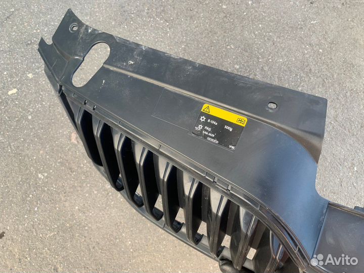 Решетка переднего бампера Octavia A7