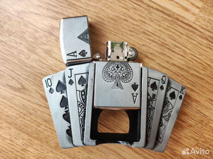 Пряжка для ремня с зажигалкой