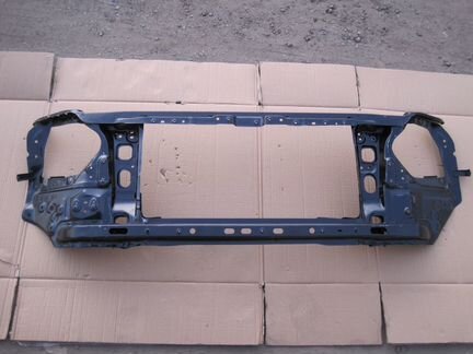 Передняя панель телевизор Toyota Land Cruiser 120