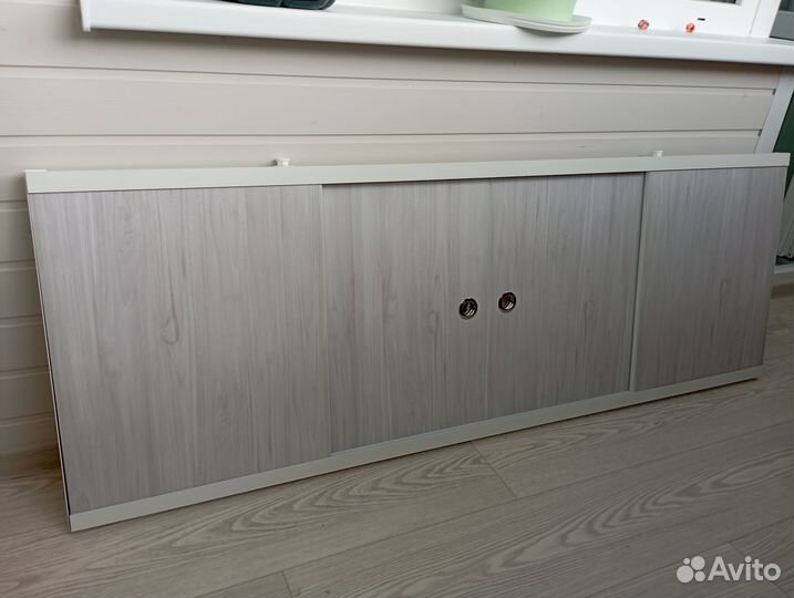 Водостойкий экран под ванну