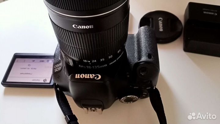 Зеркальный фотоаппарат canon 650d