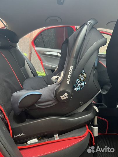 Автокресло/автолюлька Maxi-Cosi CabrioFix+база