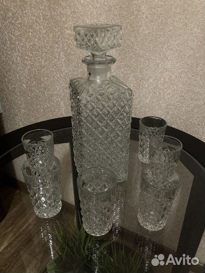 Графин хрустальный с бокалами