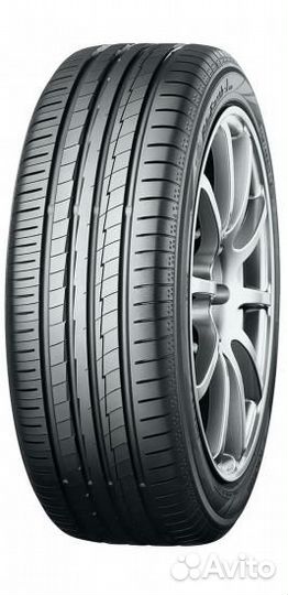 Yokohama BluEarth AE50 215/65 R17 99V