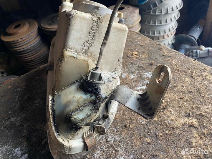 Левая фара газ 31105 волга