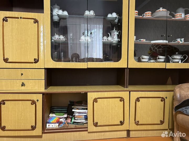 Шкаф стенка