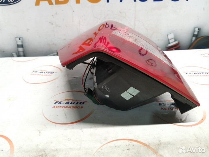 Стоп-сигнал задний левый Dodge Caliber 1.8 EBA