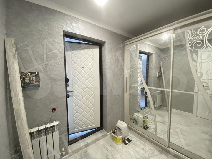 Квартира-студия, 42 м², 1/4 эт.