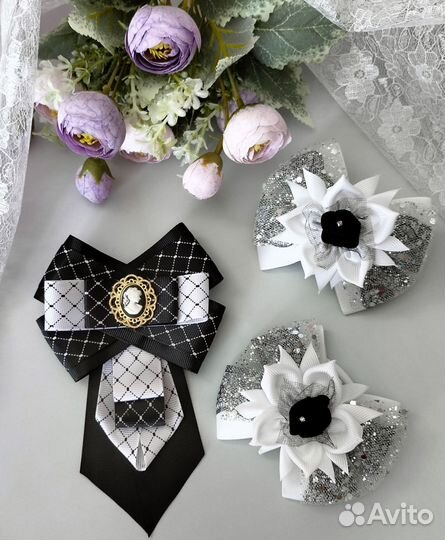 Набор галстук+бантики для волос)