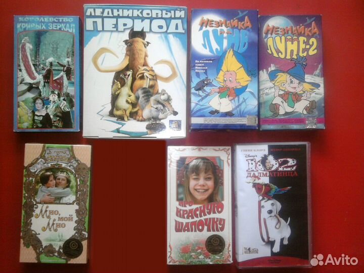 Кассеты MC аудиокассеты VHS видеокассеты