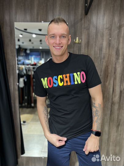 Футболка Moschino