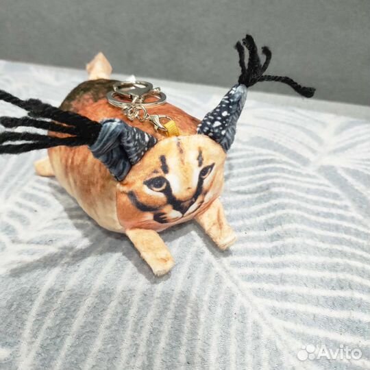 Брелок кот аракал