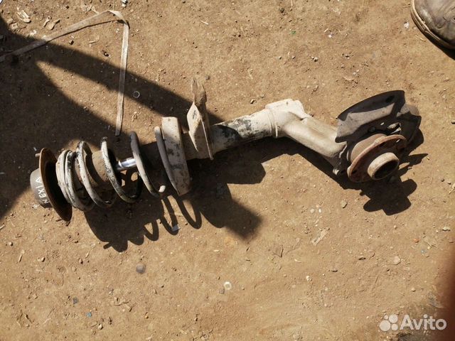 Стойка передняя в сборе на Daewoo Nexia