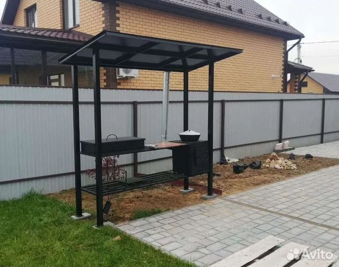 Мангал лофт с крышей