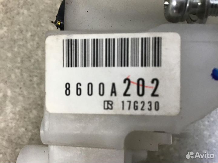 Кронштейн (сопут. товар) Mitsubishi Lancer (CX CY)