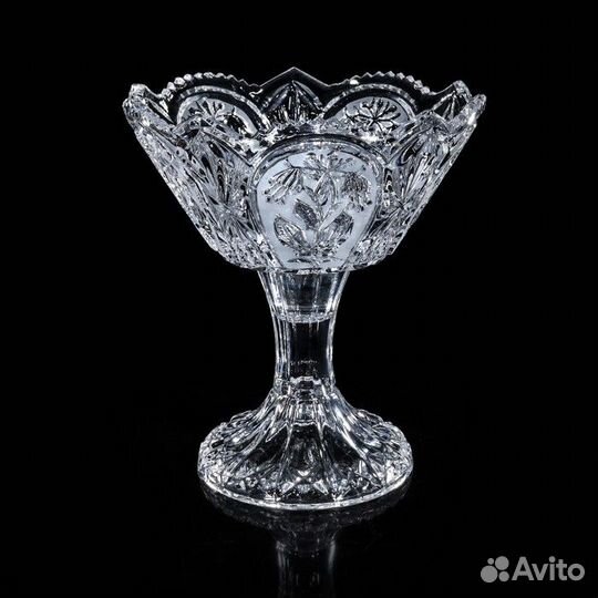 Ваза на ножке разборная 