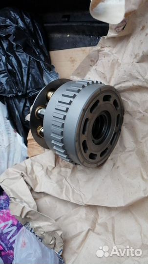 Hitachi zx350w качающий узел гидромотора бортовая