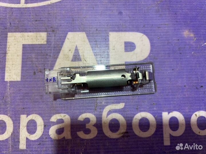 Плафон Volkswagen Touareg 7L GP BPE 2008