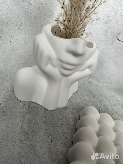 Декор из гипса