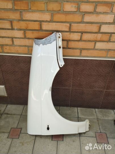 Крыло переднее левое LADA priora