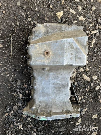 Renault K7M поддон двигателя