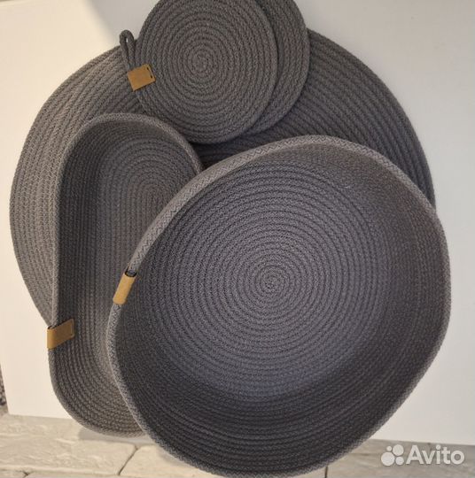 Плетеный набор для сервировки стола