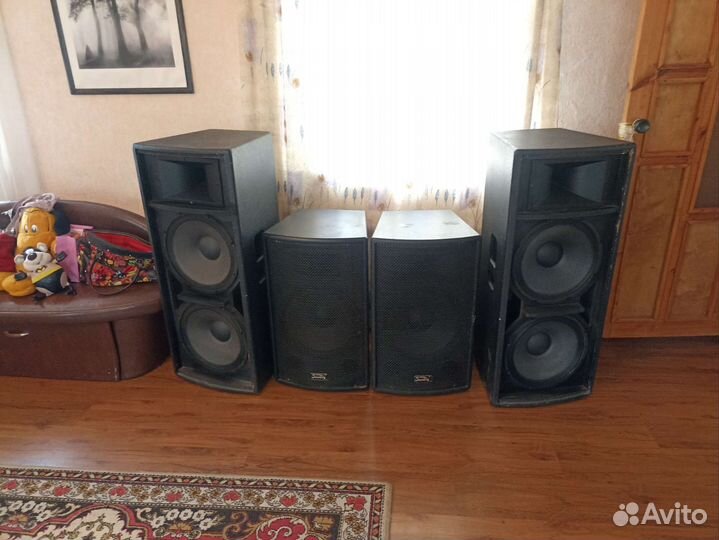 Акустические концертные колонки