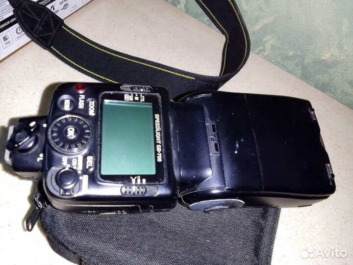 Зеркальный фотоаппарат