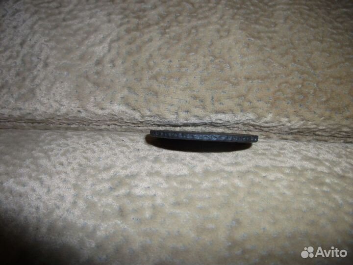 Монеты настоящие и фальшивых тех лет Анна продана